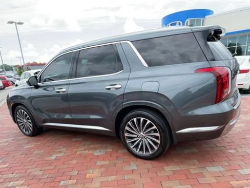 Used 2024 Hyundai Palisade Calligraphy FWD image 7