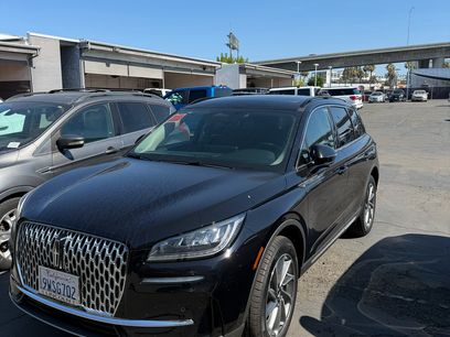 Used 2025 Lincoln Corsair AWD w/ Equipment Group 101A