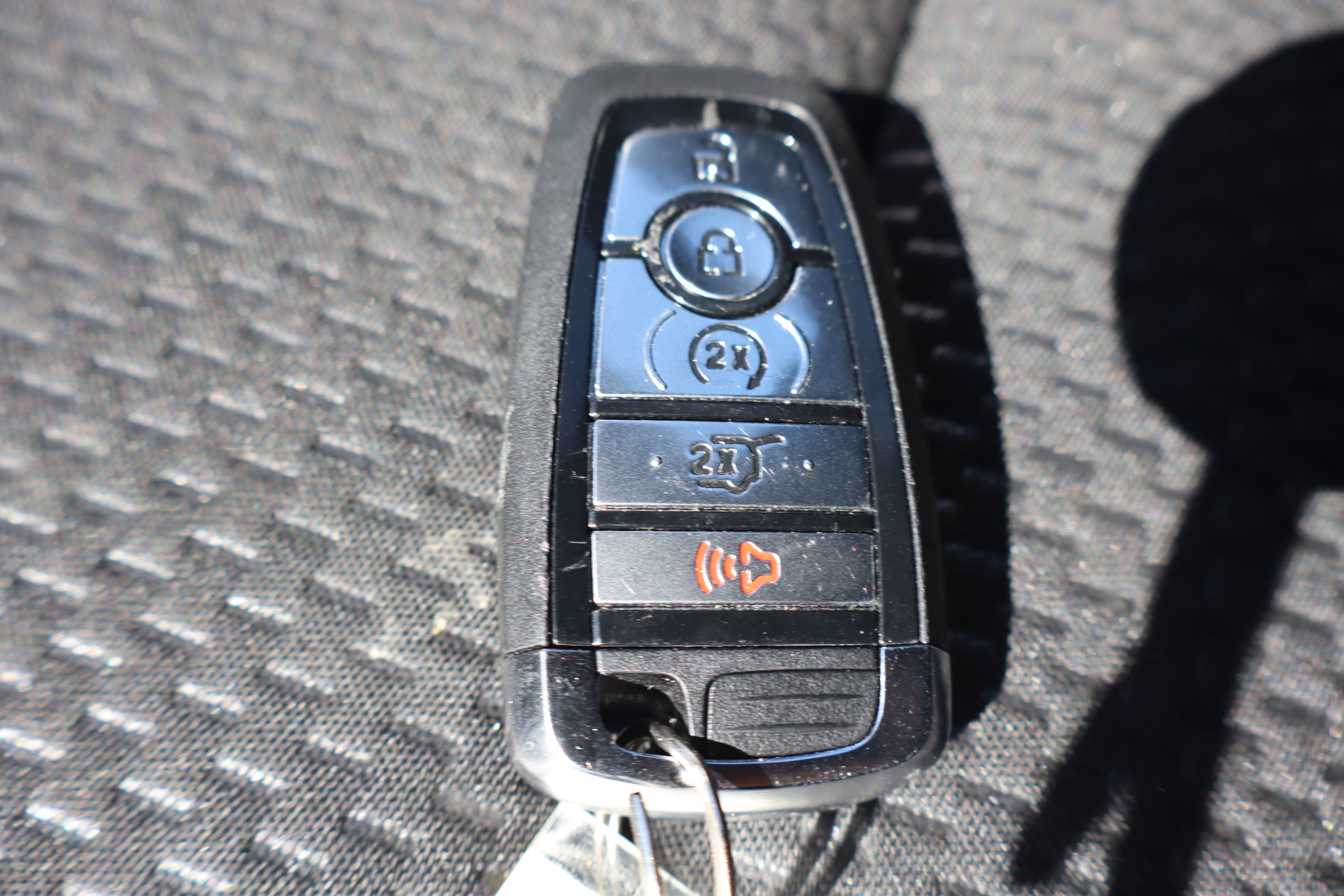 Used 2024 Ford Escape ST-Line w/ Tech Pack #1 AWD/4WD image 28