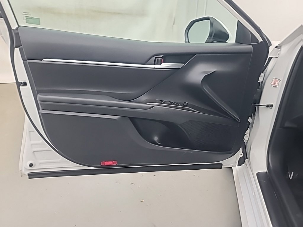 Used 2024 Toyota Camry LE FWD image 21