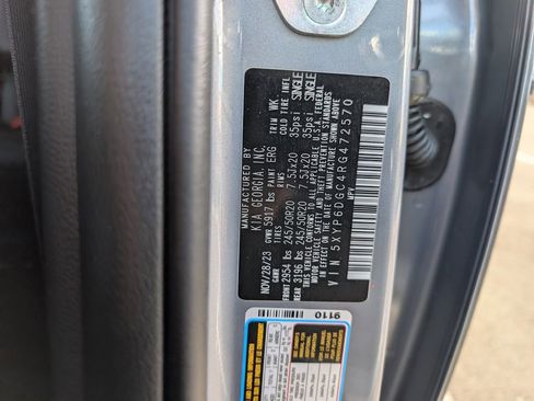 Certified 2024 Kia Telluride S w/ S Sunroof Package image 34