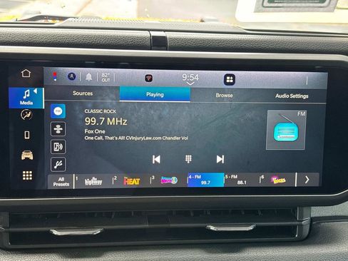 New 2025 Jeep Gladiator Sport image 19