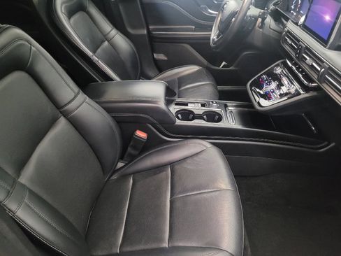 Used 2022 Lincoln Corsair AWD w/ Premium Package image 21