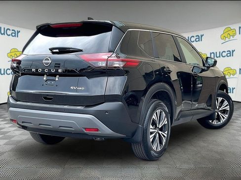 Used 2023 Nissan Rogue SV AWD/4WD image 6