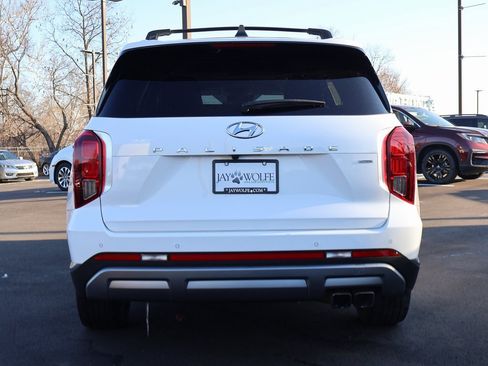 Used 2023 Hyundai Palisade Limited image 6