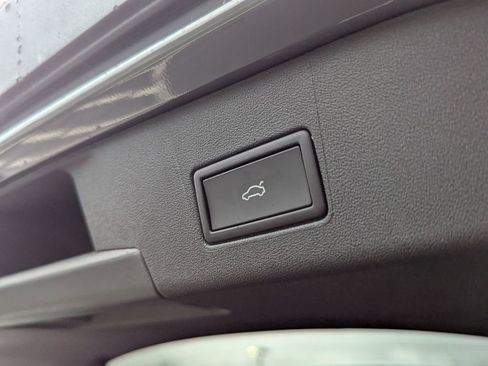 New 2026 Volkswagen ID.4 Pro S image 29