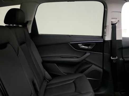Used 2023 Audi Q7 3.0T Prestige w/ Prestige Package AWD/4WD image 39
