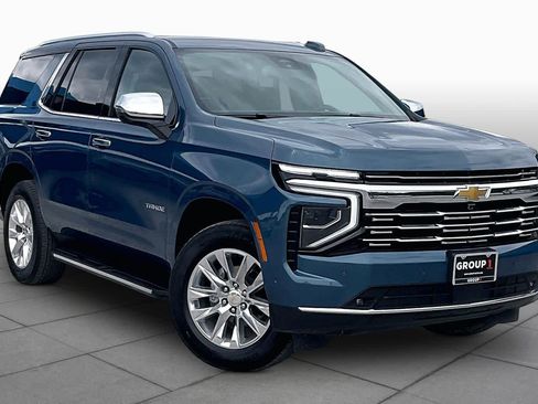 Used 2025 Chevrolet Tahoe Premier RWD image 3