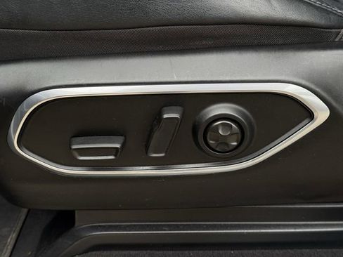 Used 2024 Jeep Wagoneer Series II AWD/4WD image 28