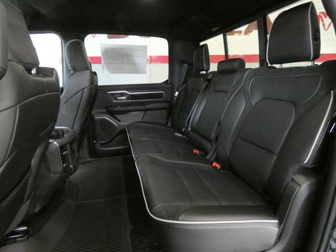 New 2026 RAM 1500 Laramie w/ Chrome Appearance Group AWD/4WD image 25