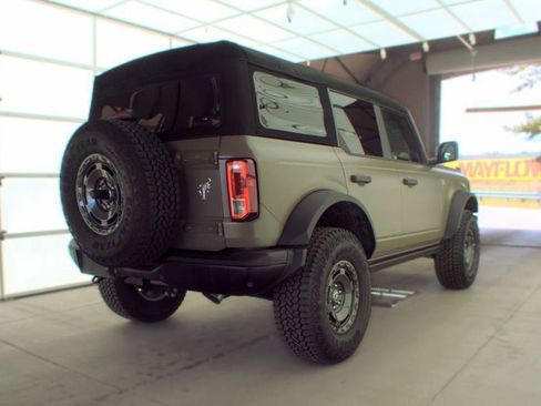 Used 2025 Ford Bronco Big Bend w/ Sasquatch Package AWD/4WD image 2