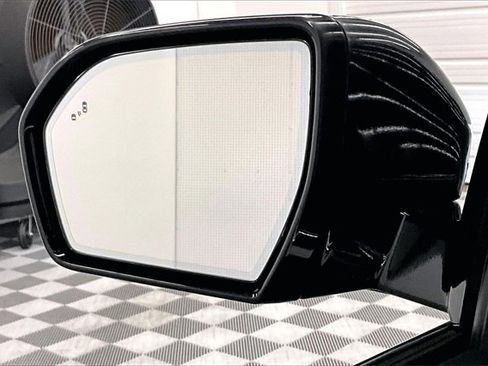 Used 2023 Lincoln Navigator Reserve image 37