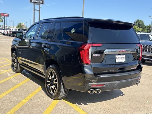 Used 2024 GMC Yukon AT4 w/ AT4 Premium Package AWD/4WD image 9