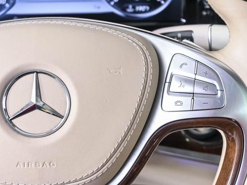 Used 2017 Mercedes-Benz S 550 Sedan w/ Premium Package image 11