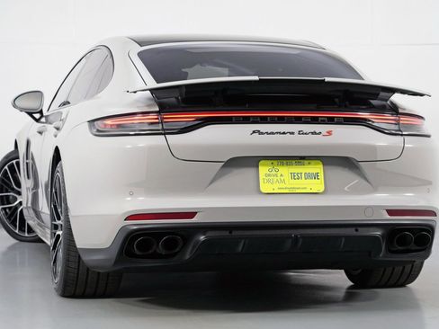 Used 2022 Porsche Panamera Turbo S w/ Premium Package image 6