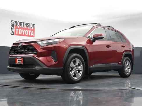 Used 2025 Toyota RAV4 XLE w/ Convenience Package AWD/4WD image 33