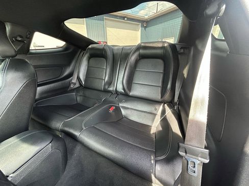 Used 2022 Ford Mustang GT Premium w/ Black Accent Package RWD image 20