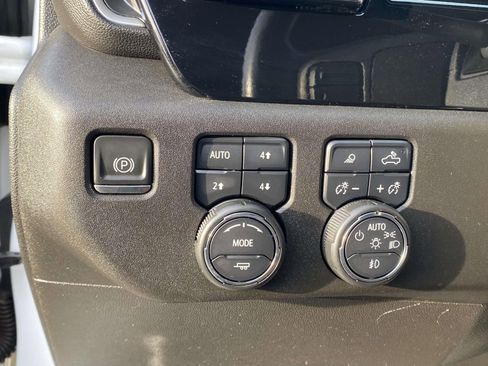 Used 2024 Chevrolet Silverado 2500 High Country image 20