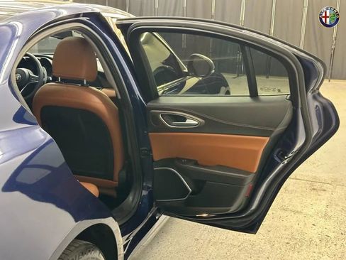 Used 2017 Alfa Romeo Giulia Ti w/ Leather Package image 19