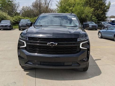 Used 2024 Chevrolet Suburban RST w/ Luxury Package AWD/4WD image 8