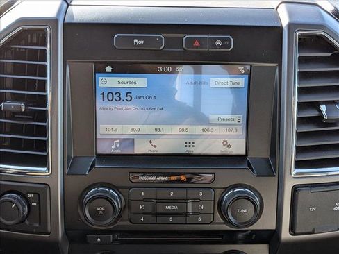 Used 2016 Ford F150 XLT w/ Equipment Group 302A Luxury image 12