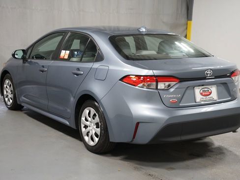 Used 2024 Toyota Corolla LE FWD image 6
