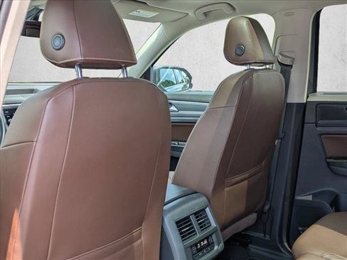 Used 2021 Volkswagen Atlas SE FWD image 17