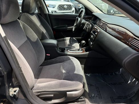 Used 2013 Chevrolet Impala LT w/ LT Sunroof Package FWD image 22