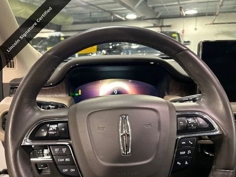 Certified 2023 Lincoln Nautilus Reserve AWD/4WD image 12