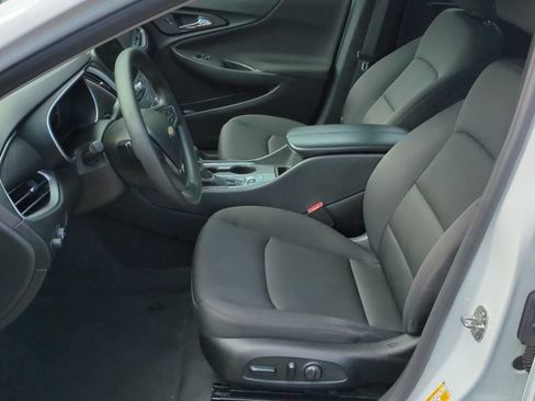 Used 2024 Chevrolet Malibu LT FWD image 11