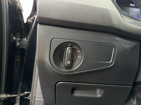 Used 2024 Volkswagen Tiguan S FWD image 30