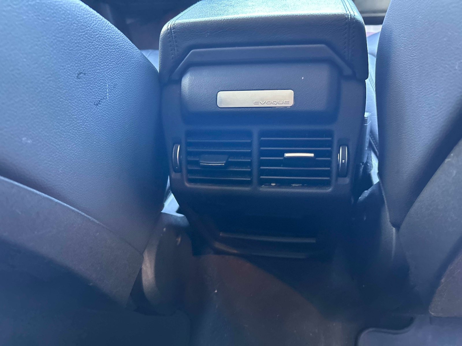 Used 2018 Land Rover Range Rover Evoque SE AWD/4WD image 15