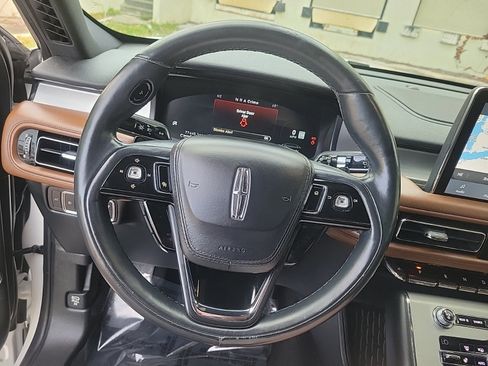 Used 2020 Lincoln Aviator Reserve w/ Equipment Group 201A image 24