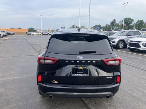 Certified 2023 Ford Escape ST-Line AWD/4WD image 6
