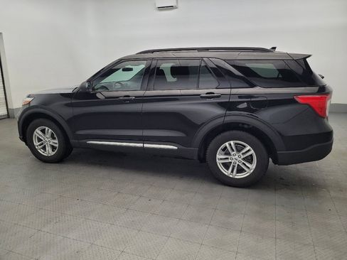 Used 2020 Ford Explorer XLT w/ Comfort Package AWD/4WD image 3