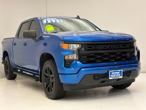 Used 2022 Chevrolet Silverado 1500 Custom image 3