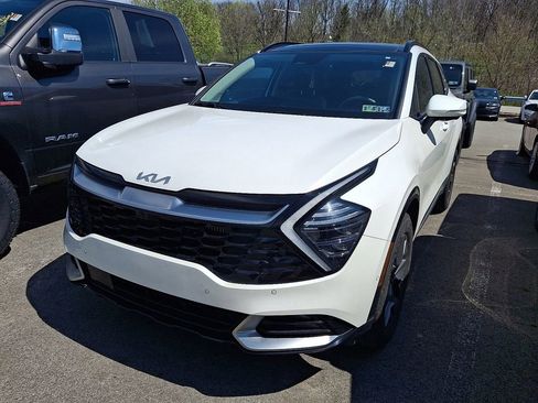 Used 2025 Kia Sportage SX Prestige image 3