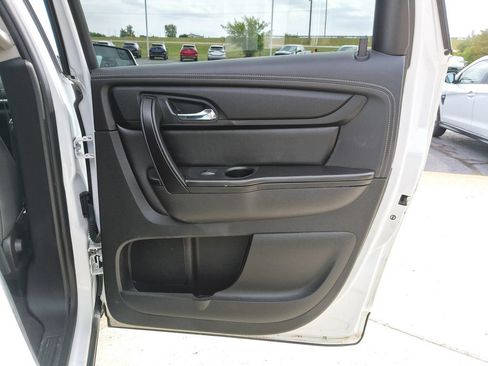 Used 2017 Chevrolet Traverse LT w/ Style and Technology Package AWD/4WD image 20