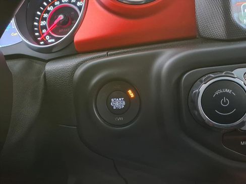 Used 2021 Jeep Gladiator Rubicon image 25