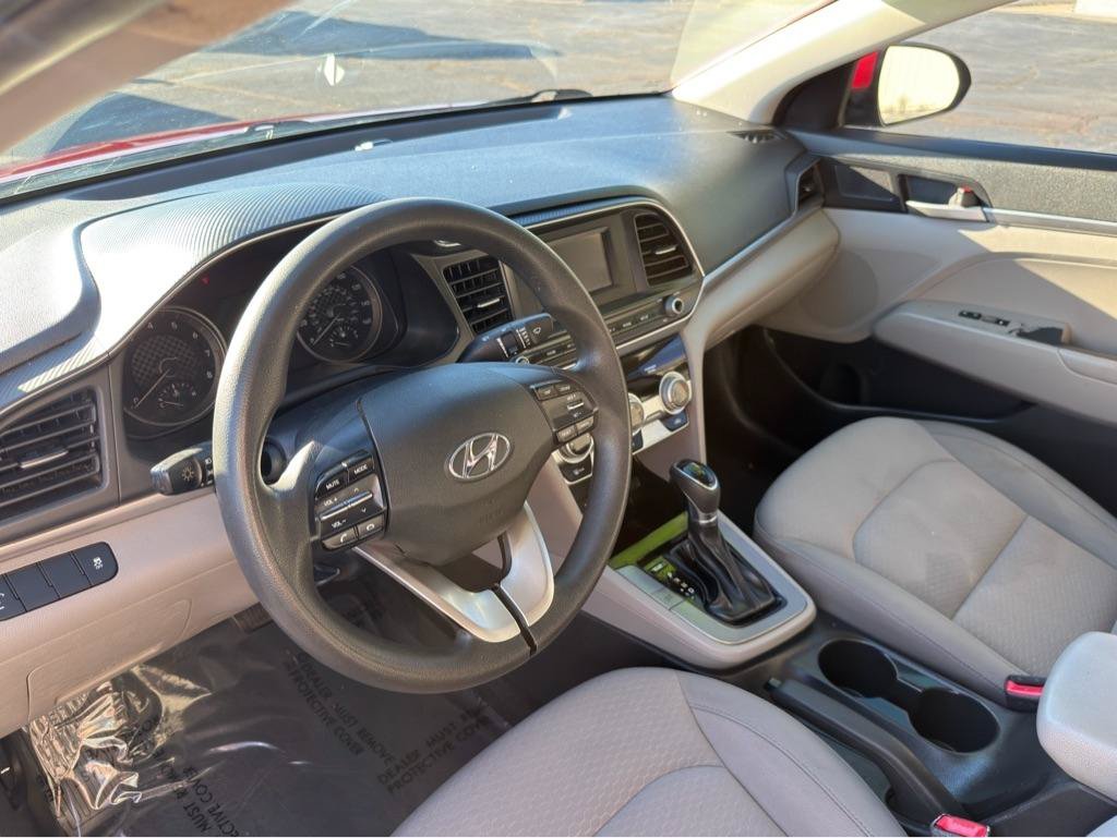 Used 2019 Hyundai Elantra SE FWD image 23