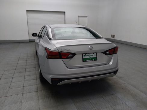 Used 2022 Nissan Altima 2.5 S FWD image 6