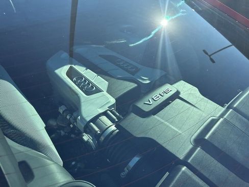 Used 2014 Audi R8 V8 w/ Convenience Package image 8