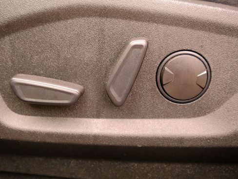 Used 2022 Ford Edge SEL image 36