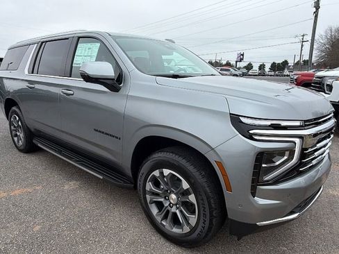 New 2026 Chevrolet Suburban LT w/ Comfort Package image 3