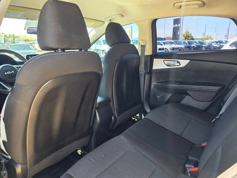 Certified 2022 Kia Forte LXS FWD image 11
