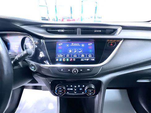 Used 2021 Buick Encore GX Essence FWD image 28