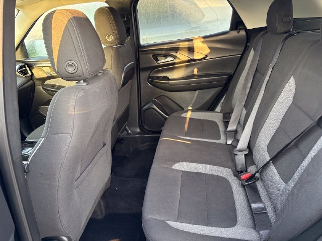 Used 2024 Chevrolet TrailBlazer LT AWD/4WD image 9