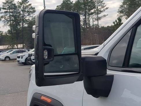 Certified 2025 GMC Sierra 2500 AT4 w/ AT4 Premium Plus Package image 18