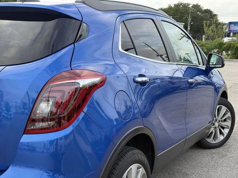 Used 2017 Buick Encore Preferred FWD image 5