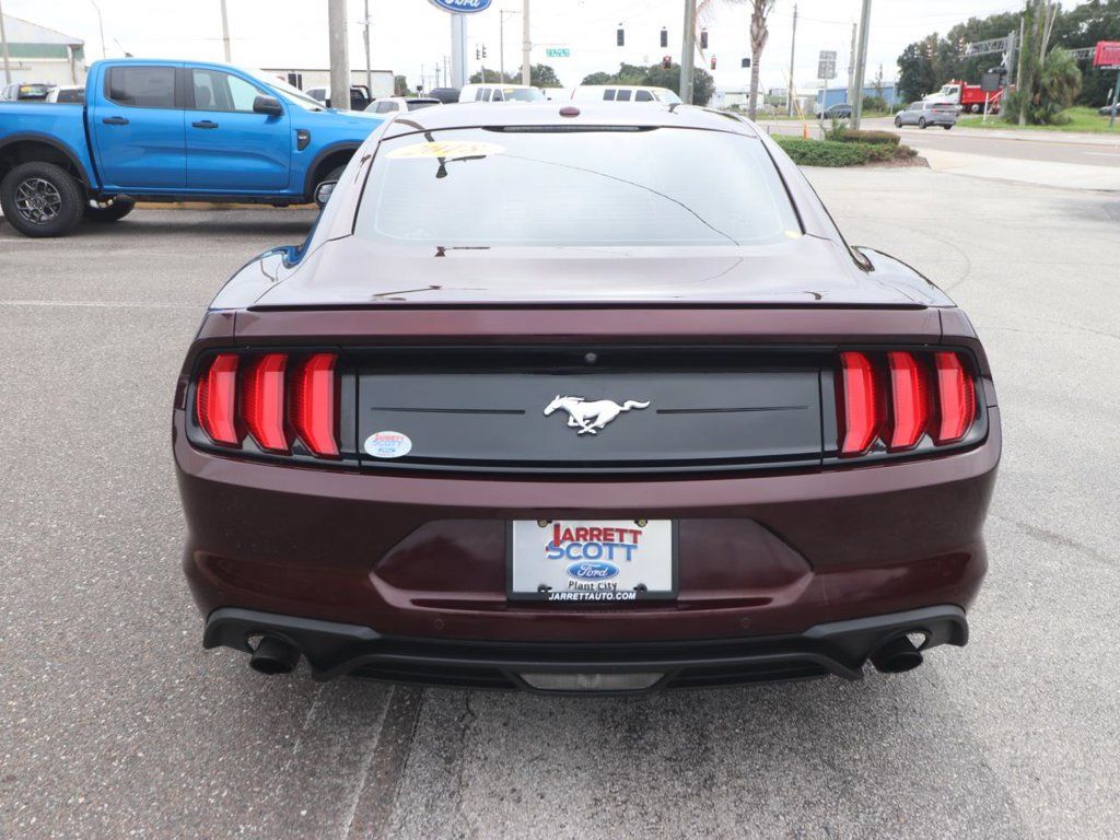 Used 2018 Ford Mustang Premium RWD image 10
